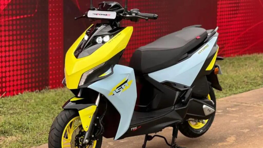 ₹3000 की EMI में घर लाएं धांसू स्कूटर! बस इतनी देनी होगी डाउन पेमेंट; बजट वालों के लिए बेस्ट है ये फाइनेंस प्लान